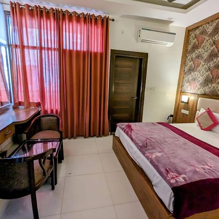 Hotel The Lathas Alwar Luaran gambar