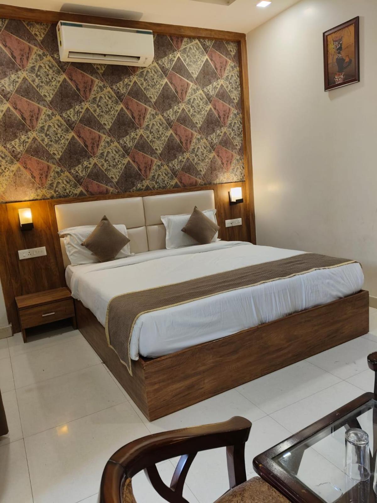 Hotel The Lathas Alwar Luaran gambar